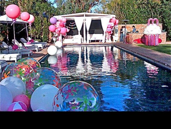 Festa pool party: dicas para a decoração mais quente do ano!